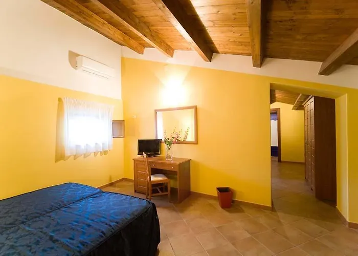 מלון Palazzo Bruni 4*