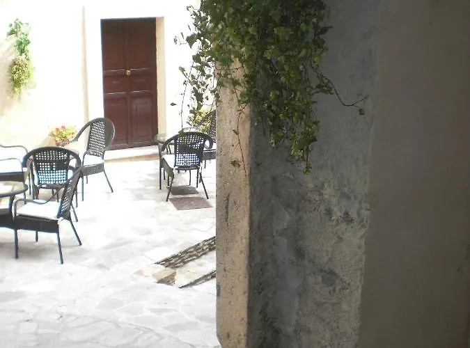 Palazzo Bruni Maierà